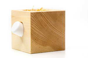 Zirbenwürfel mit Zirbenöl